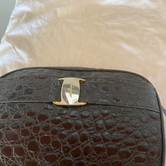 SALVATORE FERRAGAMO CROSSBODY BAG - Picture 2 of 12